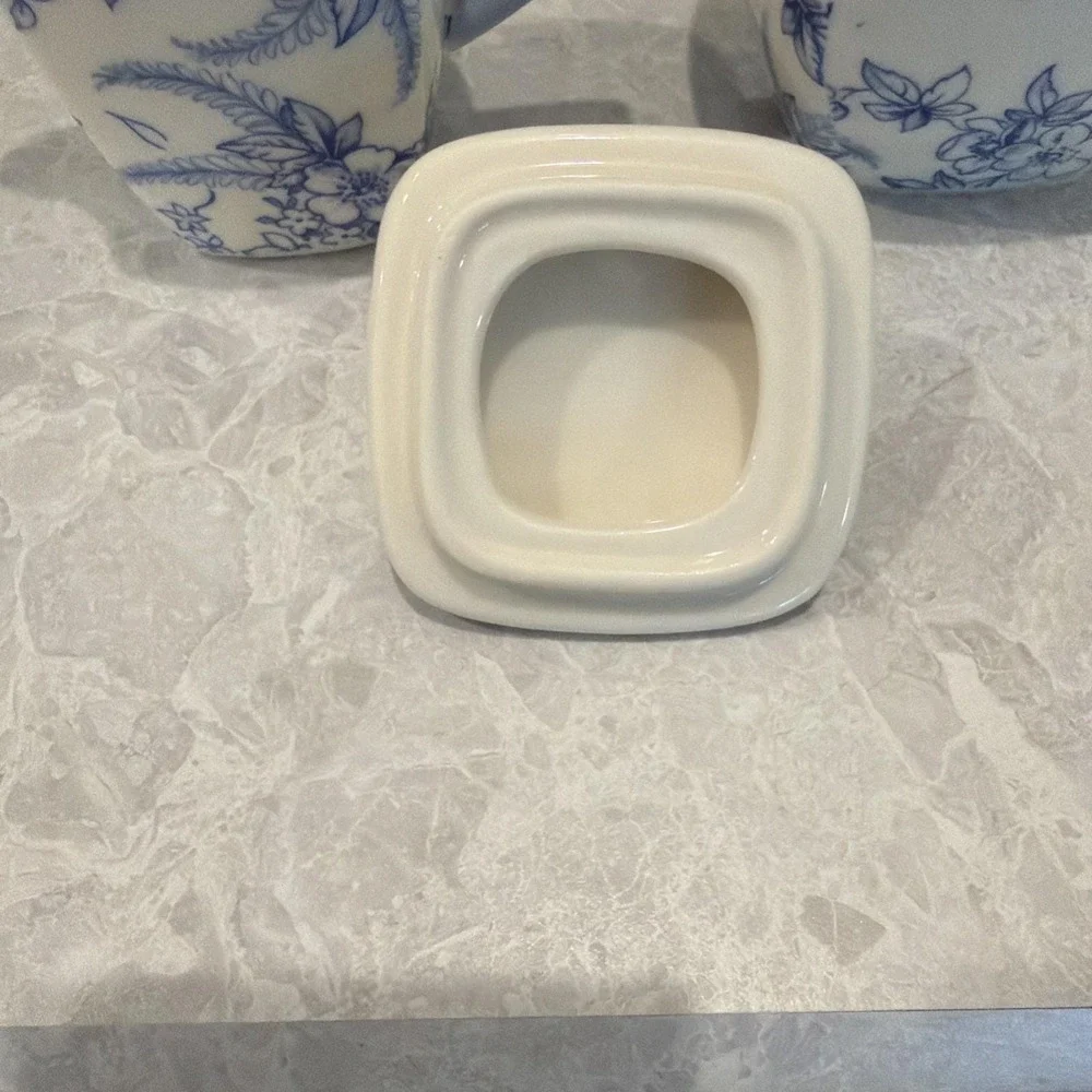 Vintage Shabby Chic Blue And White Cottagecore Floral Creamer And Sugar Bowl Set